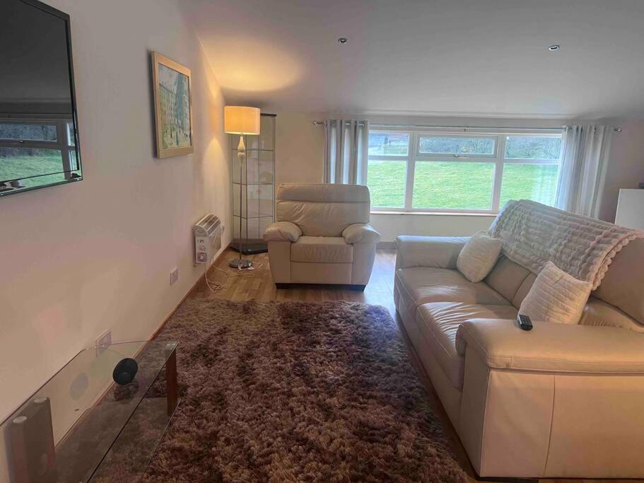 Langside Apartments Newhouse Εξωτερικό φωτογραφία